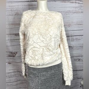 Women’s fuzzy pullover sweater size small